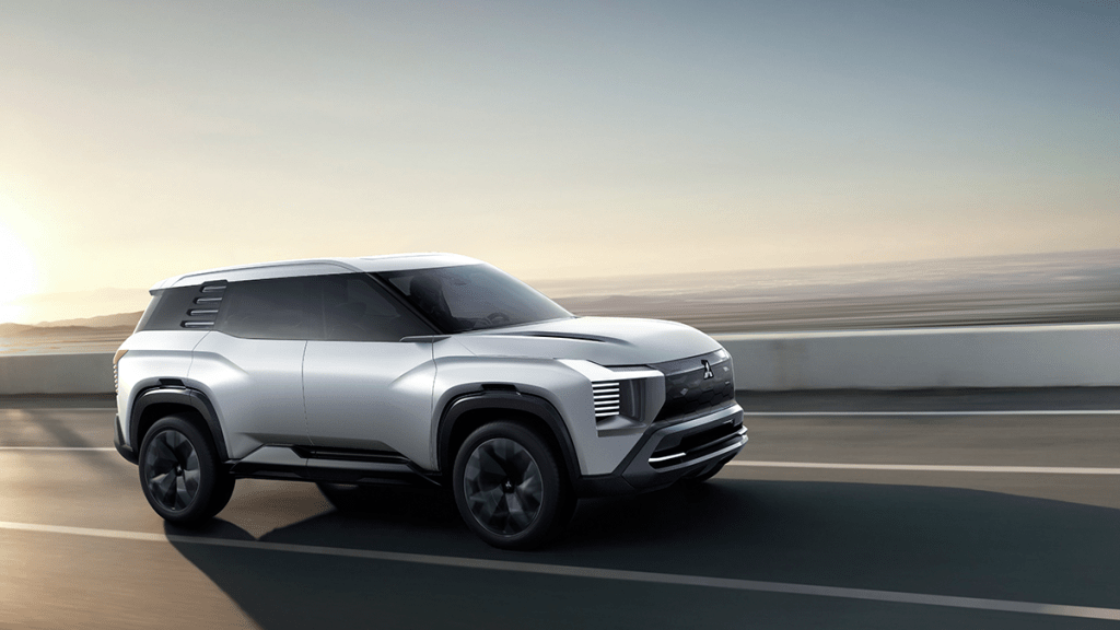 Mitsubishi Showcases the All-New DST&nbsp;Concept