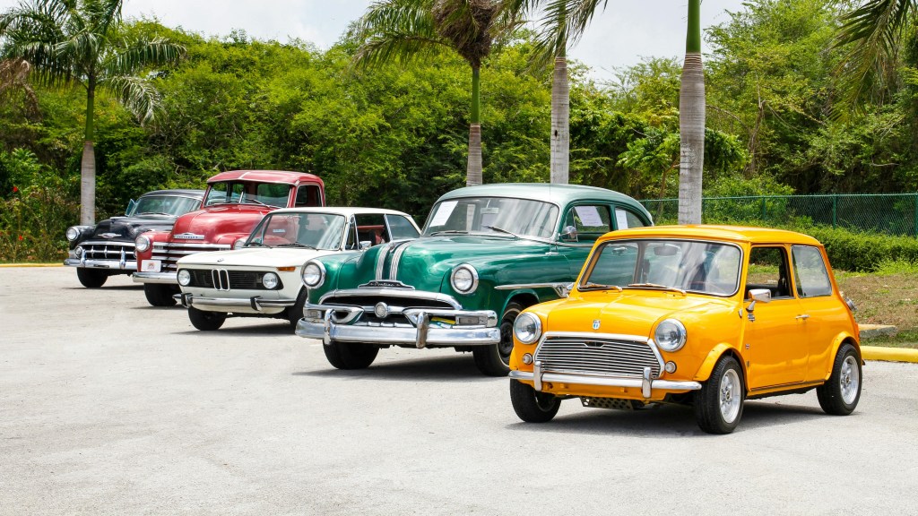 Sustainability Meets Luxury: Can Vintage Cars Be&nbsp;Eco-Friendly?