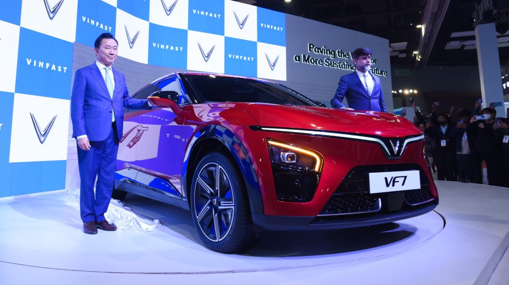 VinFast marks India debut with the VF 6 and the VF&nbsp;7