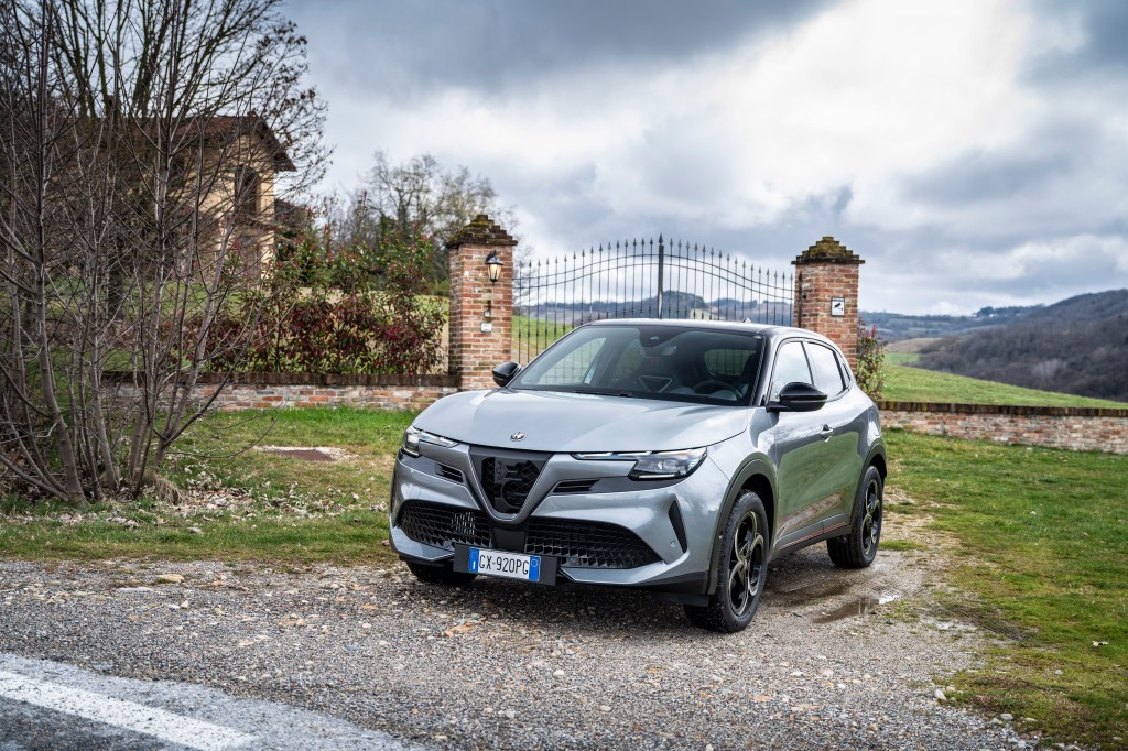 Alfa Romeo Reveals 115th Anniversary Logo, Honoring a Heritage of Passion and&nbsp;Performance